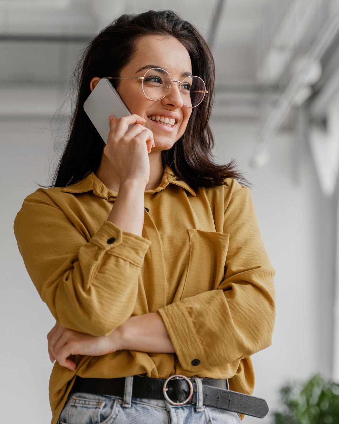 Consultor atendendo clientes